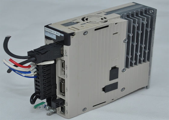 Yaskawa SGDV-1R6A15A AC Servo Versterker 200W Brand New In Box
