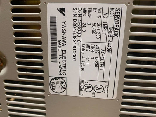 Yaskawa SGDB-44ADG tweefasige pulslijn met 90° faseverschil Servo Drive 4.4KW
