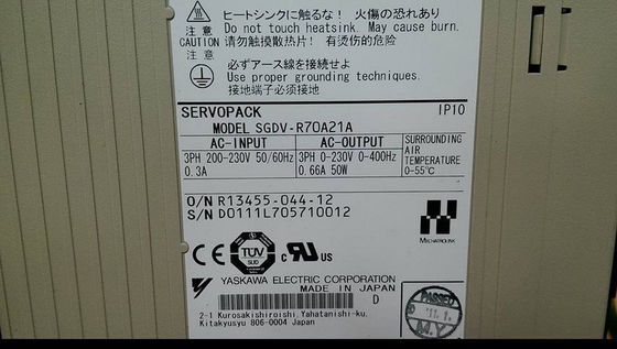 Merk Yaskawa SGDV-R70A21A AC Servo Versterker 0.05kw Uitgang Nieuw