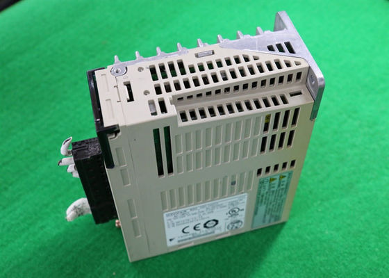 Yaskawa SGDS-60A01A AC Servo Versterker Brand New In Original Box