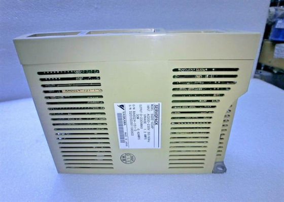 Yaskawa SGDE-A3AP serie AC Servo Versterker Brand New Original