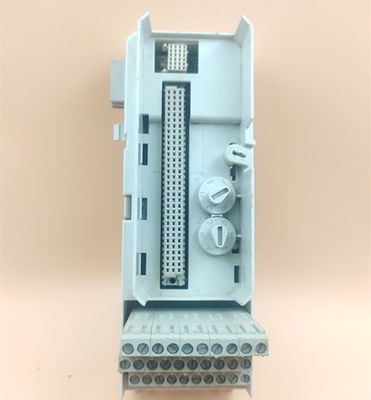ABB TU810V1 3BSE013230R1 Compact Module Termination Unit 2x8 signaalterminals