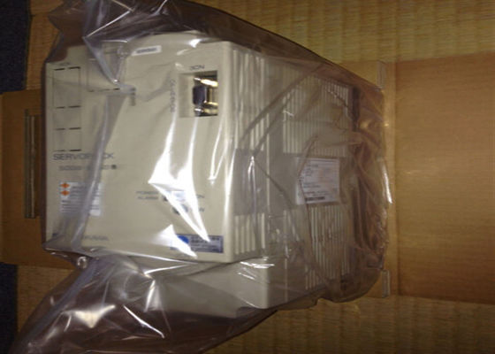 Yaskawa SGDB-03ADB AC Servo Drives Brand New In Originele Doos