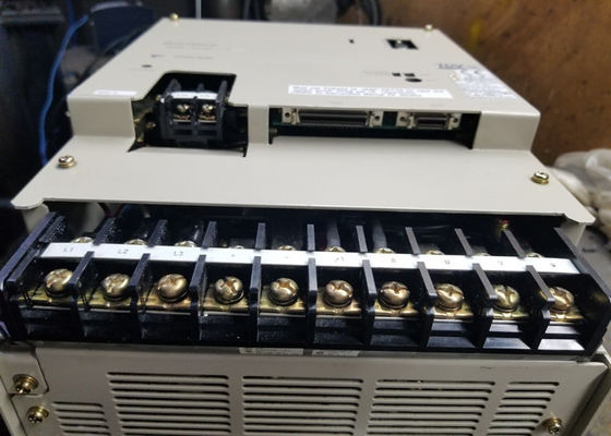 Yaskawa Industrial SGDB-60AD Servo Drives Nieuw Brand New In Box