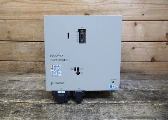 SGDB-44ADS Yaskawa Industrial Servo Drives Brand New Originele
