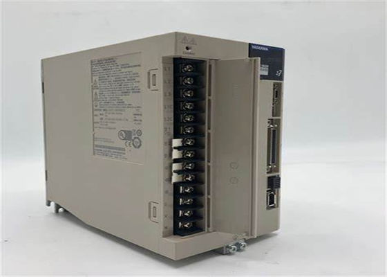Yaskawa SGD7S-180A00A industriële servodrives gloednieuw in doos