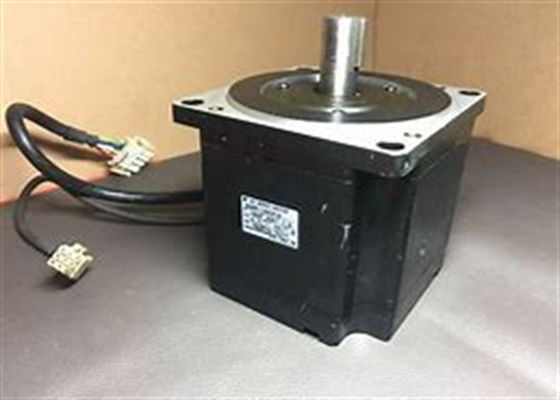 Yaskawa SGMP 15A314 AC servomotor Brand New in originele doos