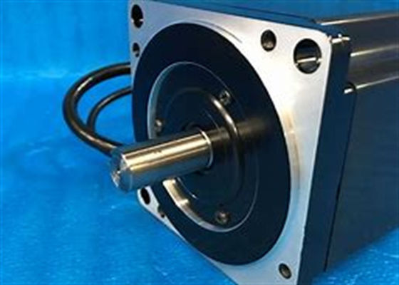 Yaskawa SGMP 15A314 AC servomotor Brand New in originele doos