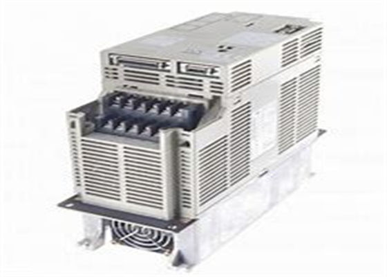 Yaskawa originele nieuwe SGDB-15AN-P servo drives gloednieuw in doos