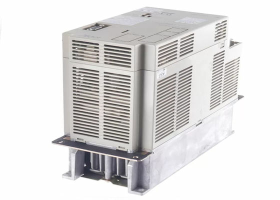 Yaskawa originele nieuwe SGDB-15AN-P servo drives gloednieuw in doos