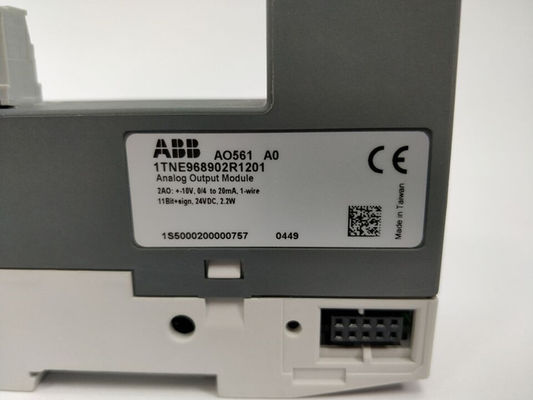 ABB 1TNE968902R1201 AO561 Analoog-uitvoermodule Distribueerde automatisering I/O