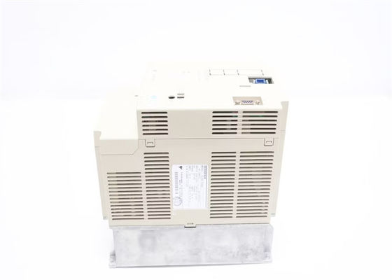 Yaskawa Brand New Industry Servo Drives SGDB-30AN Originele doos
