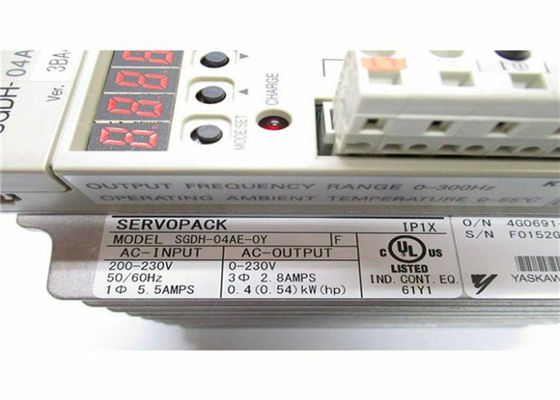 Yaskawa Sigma 2 serie SGDH-04AE-OY Servo Drives Brand New Box