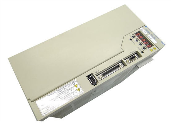 Brandnieuwe Yaskawa serie SGDH-50DE Servo drives in originele doos