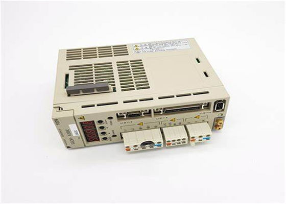 Yaskawa Sigma 2-serie servodrives SGDH-A3BE gloednieuw in doos