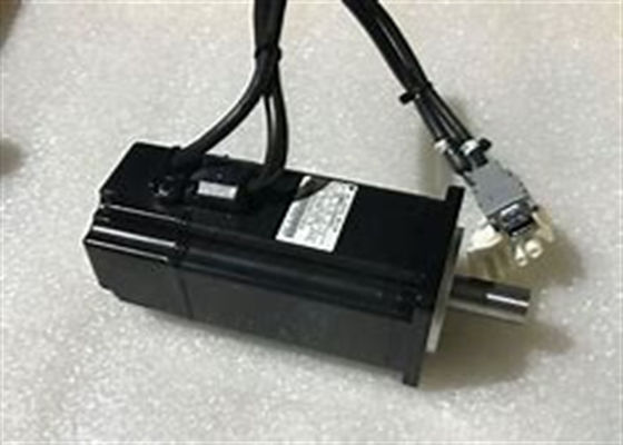 SGMAH-04AAA41 Yaskawa gloednieuwe industriële servomotor in doos