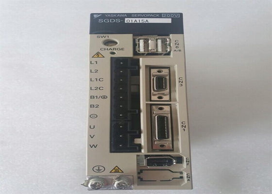 Yaskawa Sigma serie 3 SGDS-01A15A AC servo aandrijvingen Brand New