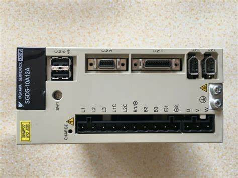 Yaskawa Sigma 3-serie servodrives SGDS-10A12A gloednieuw in doos