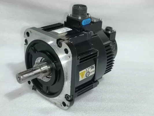 Yaskawa SGMGV-44NDB6C gloednieuwe AC servomotor in originele doos
