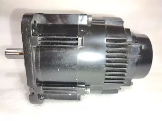 Yaskawa SGMGV-44NDB6C gloednieuwe AC servomotor in originele doos