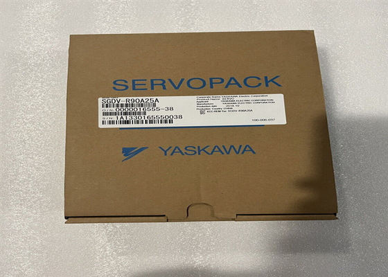 Yaskawa gloednieuwe SGDV-serie servoaandrijvingen SGDV-R90A25A in doos