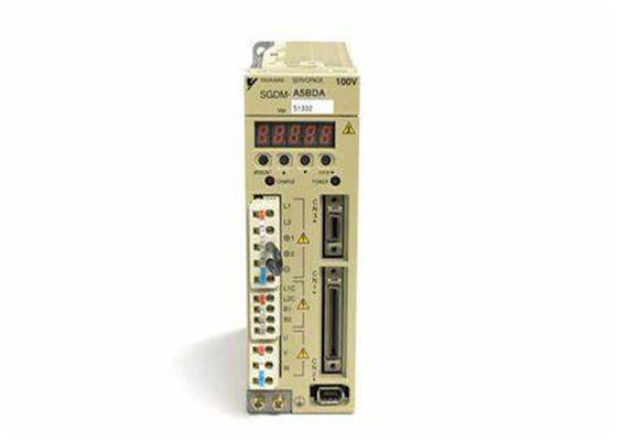 Brandnieuwe Yaskawa Industrial Servo Drives SGDM-A5BDA Originele