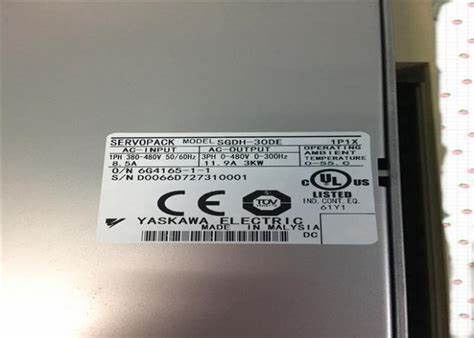 Yaskawa SGDH-30DE Industrial AC Servo Drives Nieuwe originele 480V
