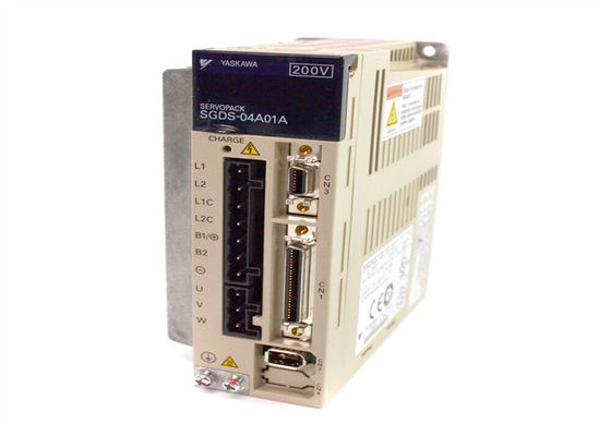 Yaskawa 600Hz Frequentie Industriële Servo Drives SGDS ¥ 04A01A