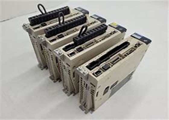 Yaskawa 750W AC Servo Drives SGD7S-1R6A20A Nieuw in originele doos