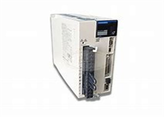220V standaard industriële servo aandrijvers Yaskawa SGD7S-1R6A00A Nieuw