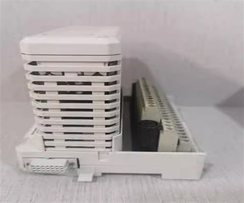 ABB AO895 3BSC690087R1 Analoog Output Nieuwe en goedkope digitale versterkermodule