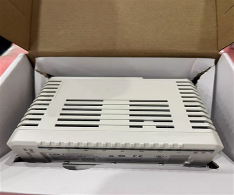 Nieuwe ABB DI820 3BSE008512R1 PLC-module Digitale versterker