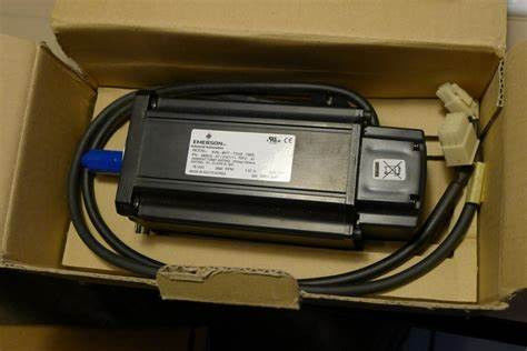 XVM-8017-TONS-0000 Emerson industriële servomotor gloednieuw in doos