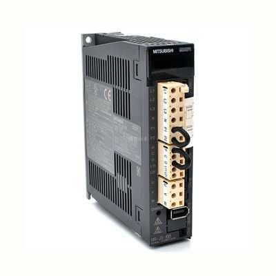 MR-J3-100A4 - AC servo aandrijvingen Mitsubishi 1000W 400V 18bits