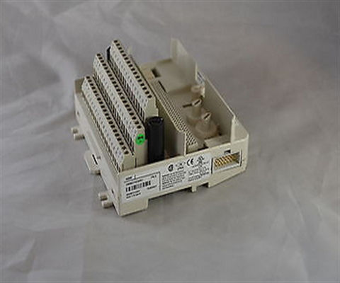 3BSE013234R1 ABB TU830V1 PLC uitgebreide module-aansluiteenheid ABB Advant 800xA
