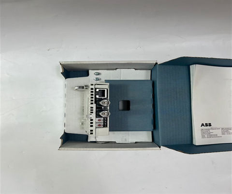 PM860K01 3BSE018100R1 ABB Centrale besturingsmodule Gecentraliseerde voeding