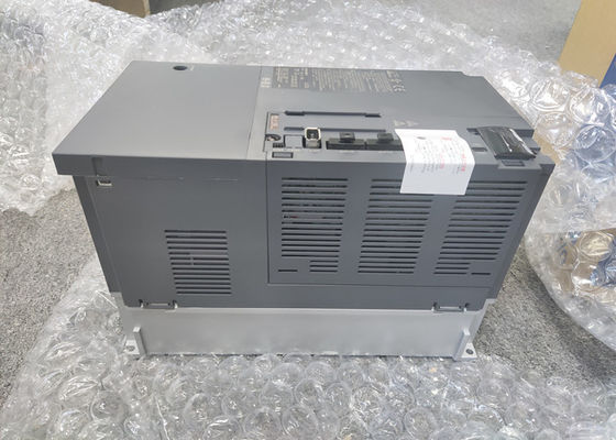 Mitsubishi 3-fase AC Servo Driver MR-J3-700B 7KW Motorversterker in besturingssysteem NUWE