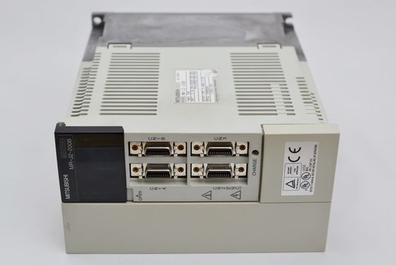 2.0kw MITSUBISHI MR-J2-200B Industrial Servo Drive Driefasige AC200V SSCNET Type Interface