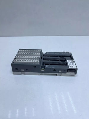 230V ABB merk Digitale Autoamtion I O module TU531 Originele doos