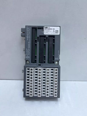 230V ABB merk Digitale Autoamtion I O module TU531 Originele doos