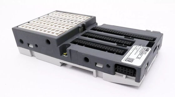 TU516 1SAP212000R0001 Digitale IO-module 24V Brand ABB Nieuwe doos