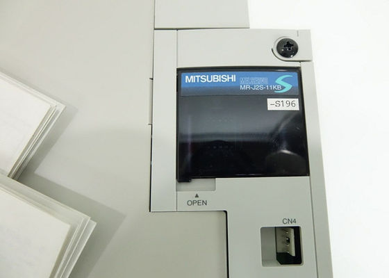 MITSUBISHI MR-J2S-11KB Industriële servoversterker 400V Invoervermogen module 11kW Capaciteit