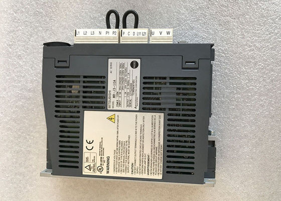 MITSUBISHI AC SERVO DRIVER MR-J3-10A1 100W Industrieel Versterker 170V 0-360HZ 1.1A Nieuw