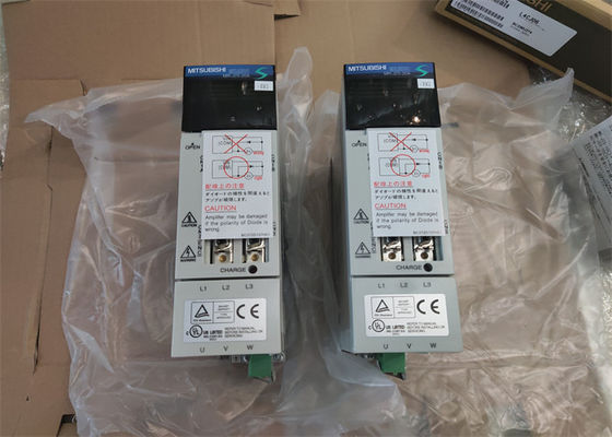 M.-j2s-20a-B.V. Industriële Servo de Aandrijvings1.8a DC284-326V Mitsubishi Servoversterker van 200W