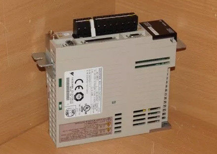 YASKAWA Servo Pack SGDS-02A01ARY501 Industriële servomotor