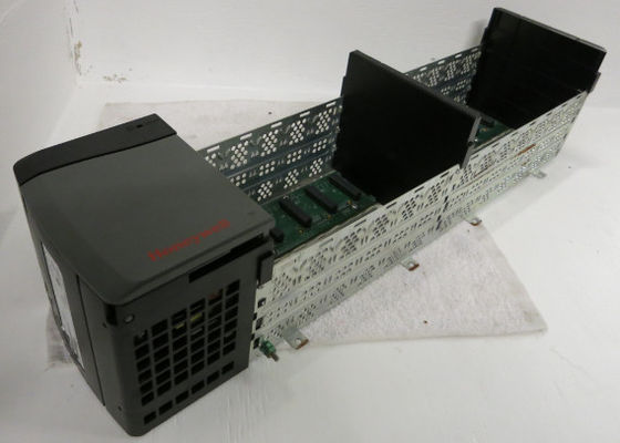 Honeywell PLC-module TK-FXX132 Slot chassis bekleed met 13 Amp Tamb Max=60 C