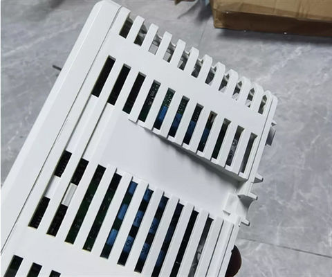 ABB 3BSE008550R1 Di821 8-kanaals digitale invoermodule