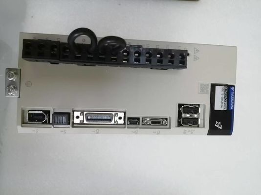 YASKAWA Electric Corporation SERVO SGD7S-5R5A10A Industriële servomotor