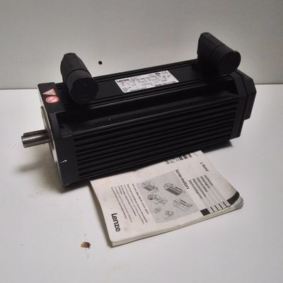 Lenze MCA 10I40- RS0B0-N14N-ST5S00N-R0SU 1.4751242 LB-FT koppel