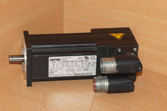Lenze MCS 06F60-RS0B0-A11N-ST5S00N-R0SU Synchrone servomotor